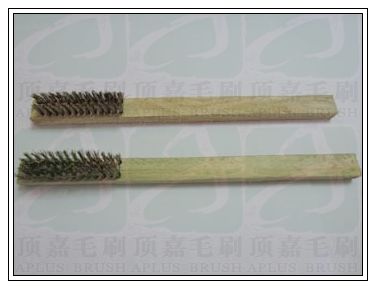木板銅絲刷